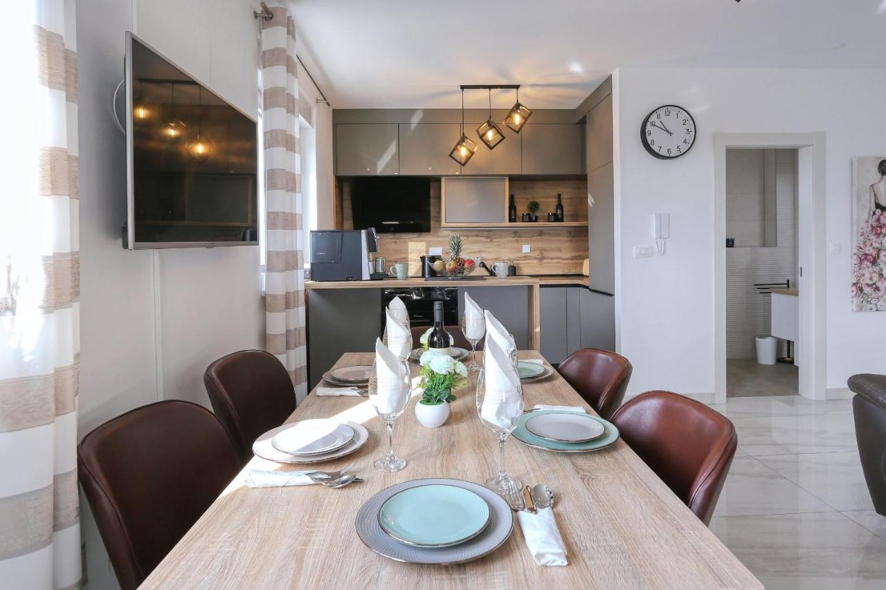 Luxury Apartment Isabell Затон Екстер'єр фото